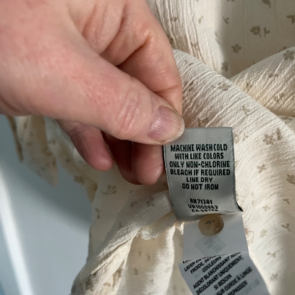 LL Bean Ladies Cotton Crinkle Tie-Neck 3/4 Sleeve Peasant Blouse - Picture 9 of 9